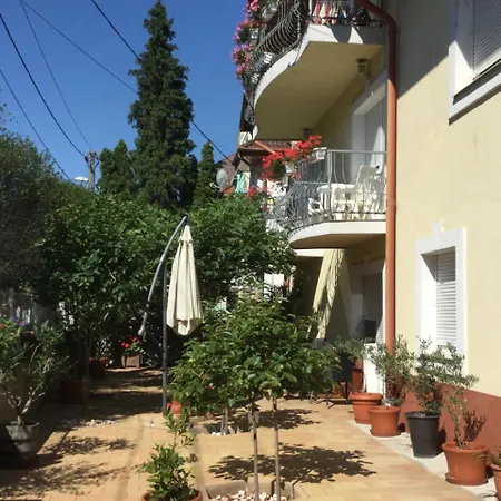 Park Апартаменты *